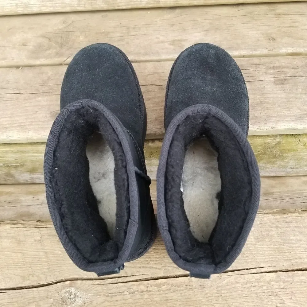 Ugg Australia Classic Mini Black‎ Suede Leather Super Platform Chunky Boots 9